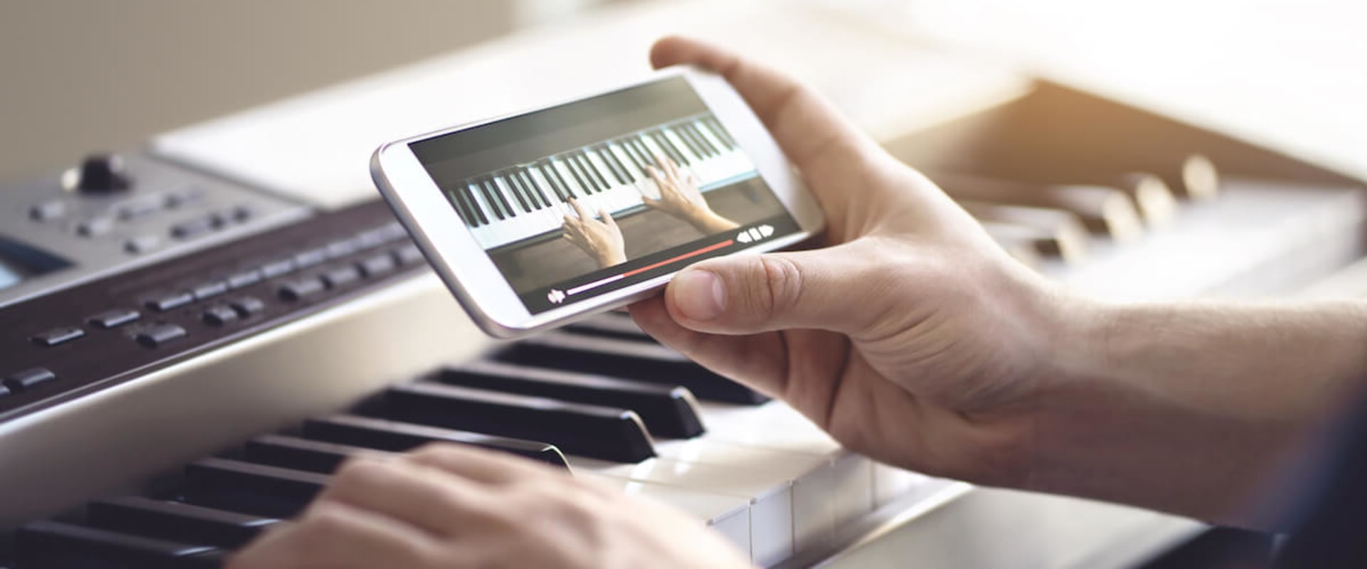 Unlocking the Potential of Online Piano Lessons for Adults