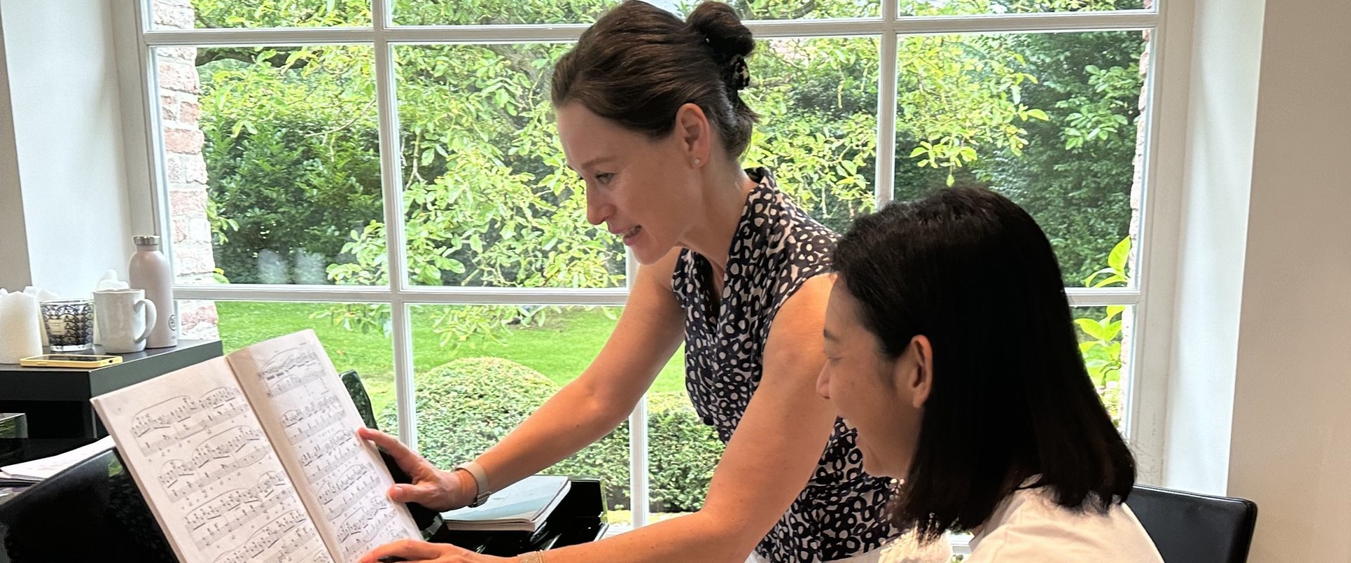Mastering Online Piano Lessons for Adults