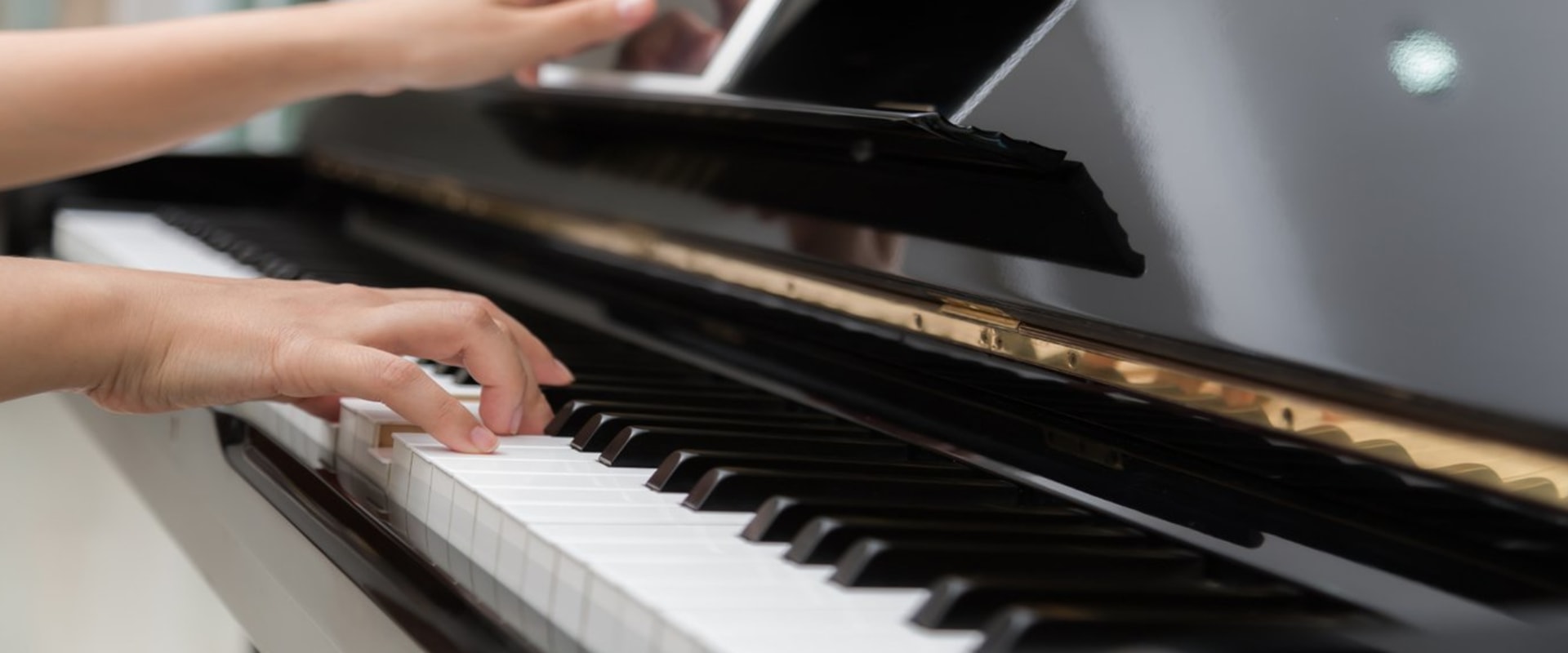 5 Tips for Finding the Perfect Online Piano Instructor for Adult Lessons