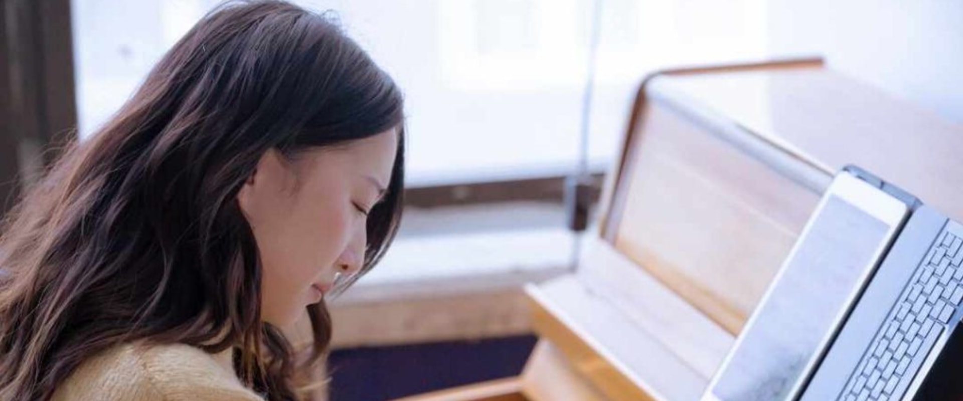 The Best Frequency for Online Piano Lessons for Adults